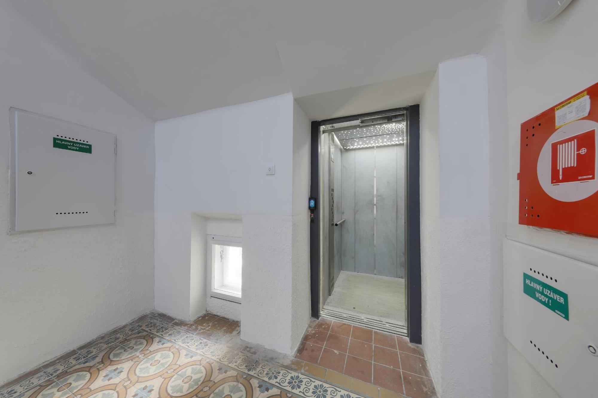 Aneri Apartment Old Town Bratislava Exterior photo